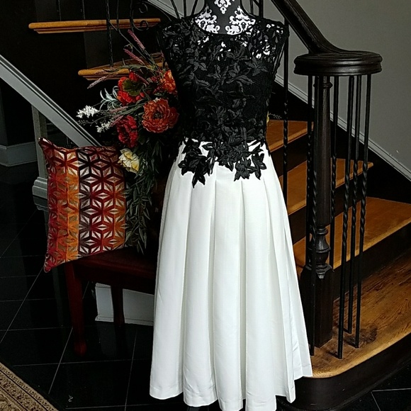 Ted Baker Dresses & Skirts - Ted Baker Ilsa